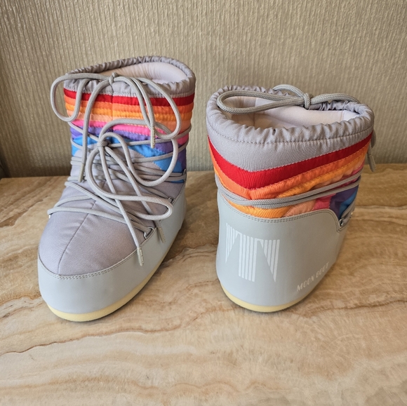 Moon Boot Low Icon Rainbow Snow Boots Moon Boots Low Rainbow Boot Gray - Picture 13 of 16